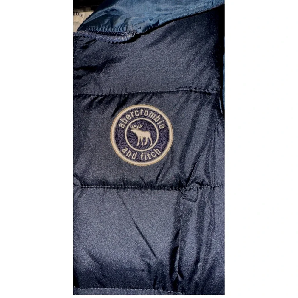 Abercrombie and Fitch Puffer Vest Sherpa Lined Hooded Padded Navy Blue Kids M